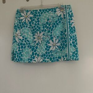 EUC Lilly Pulitzer skort size 4